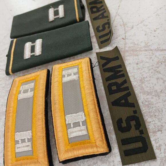 US Army Dress Uniform Captain Rank Insignia Lot of 6 – Shoulder Patches Set - Picture 3 of 11
